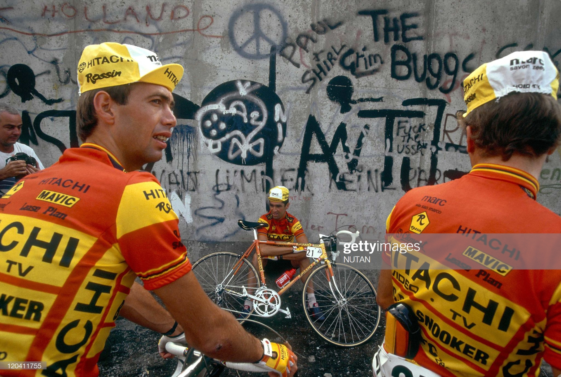 FRANCE - CIRCA 1987:  Tour de France, France in 1987.  (Photo by NUTAN/Gamma-Rapho via Getty Images)