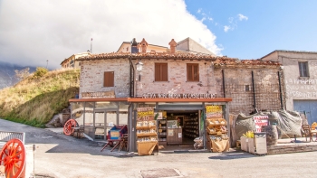 A norcineria in Castelluccio
