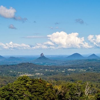 Glasshouse Mountains, Queensland AU