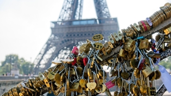 Paris